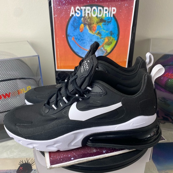 🆕 - Nike Air Max 270 React Black - Size: M 8.5/9 - Picture 5 of 12